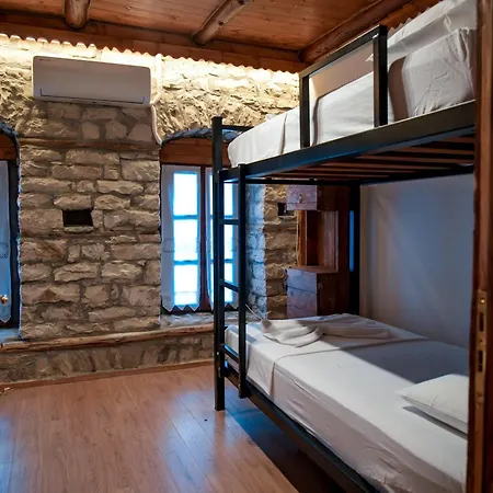 Beds * Gjirokastër