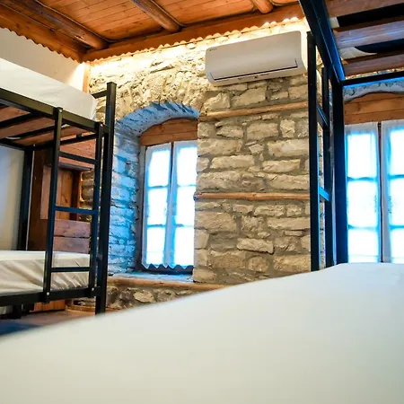 Hostel Beds
