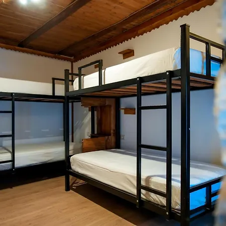 Beds Hostel Gjirokastër